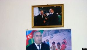 Maraqlı seçki şüarları –   “Mənə səs ver, hər gün səninlə olum” — foto 6