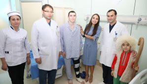 Leyla Əliyeva Onkologiya Mərkəzinin Uşaq Klinikasında -     FOTOLAR — foto 4
