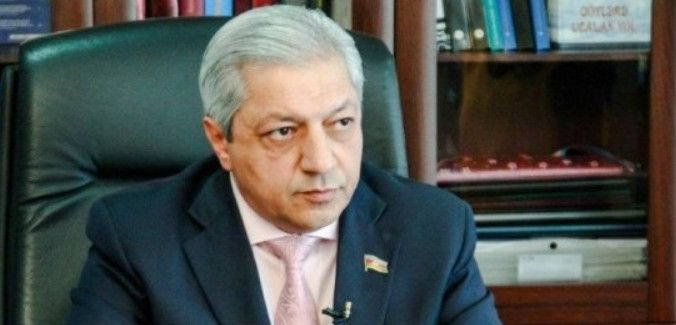“Tarixdən-ərənlikdən danışanda gözlərimizi bir-birimizdən yayındırır, bir-birimizin üzünə baxmaqdan utanırdıq”