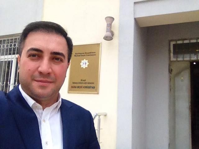 Daha bir tanınmış jurnalist deputatlığa namizədliyini irəli sürdü -   FOTO