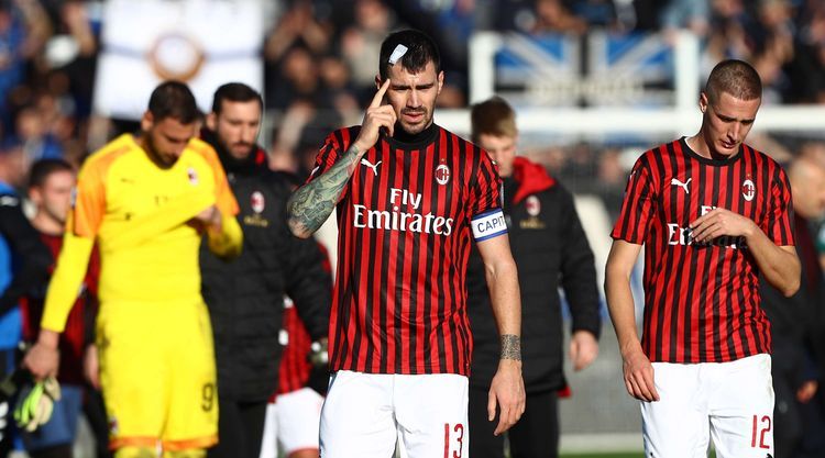 “Milan” 4-cü dəfə fiaskoya uğradı