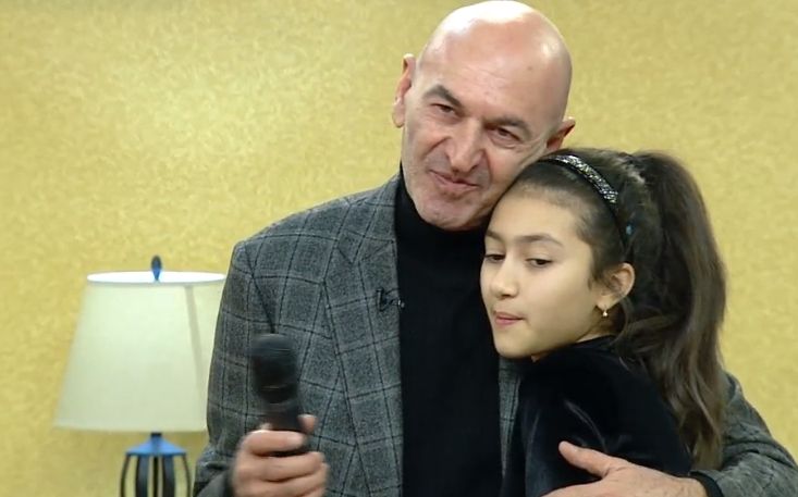 İlqar Muradov nəvələri ilə -     FOTOLAR