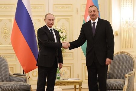Putin İlham Əliyevi təbrik etdi