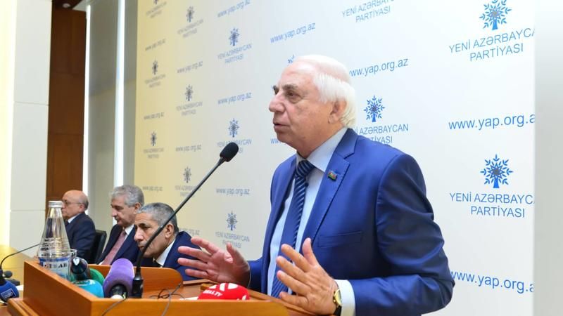 Hadi Rəcəbli: “Bəzi namizədlər seçki məntəqələrinə xox gəlirlər”