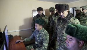 Zakir Həsənov aprel döyüşlərində azad edilmiş ön xətt mövqelərində -     FOTO - VİDEO — foto 5