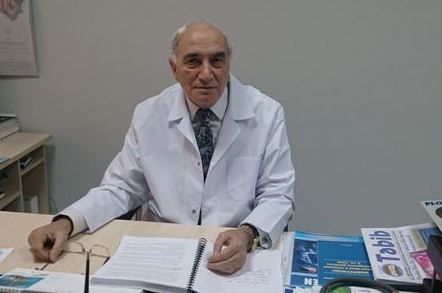 74 yaşlı deputat Rafiq Məmmədhəsənov: “Deputatlıqla bağlı aşağı yaş həddi var-18 yaş”