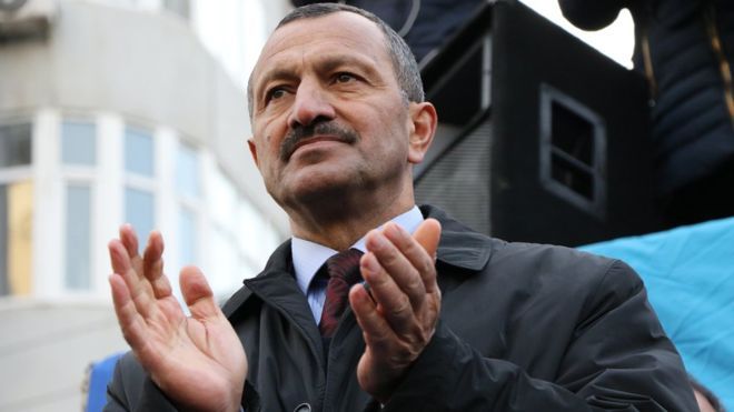 Milli Məclisin deputatı “Facebook”da profilinə Tofiq Yaqublunun fotosunu qoydu