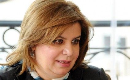 Keçmiş deputatdan xalq artistinə        CAVAB