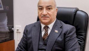 18 yaşından aşağı olanlara 125 manat... –    Deputat təkliflərə münasibət bildirdi - FOTO — foto 1