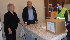 Qaradağ RİH-in aztəminatlı və yaşlı insanlara sovqat paylaması davam edir — foto 1