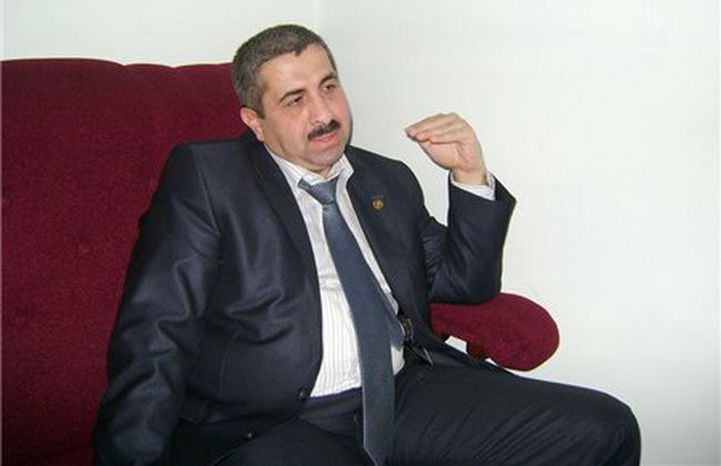 Sabiq deputatdan Ramiz Mehdiyevin kürəkəninə cavab:     “Aydan-arı, sudan-durusansa, yayımla toyun geniş videosunu...”