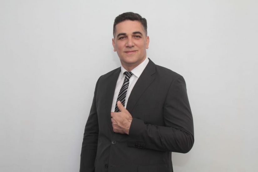 Partiya sədrinin müavininə     AĞIR İTKİ