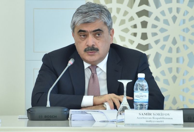 Nazir: "Xərclərin icrasında bir sıra problemlər xarici kreditlərin mənimsənilməsi ilə bağlıdır"