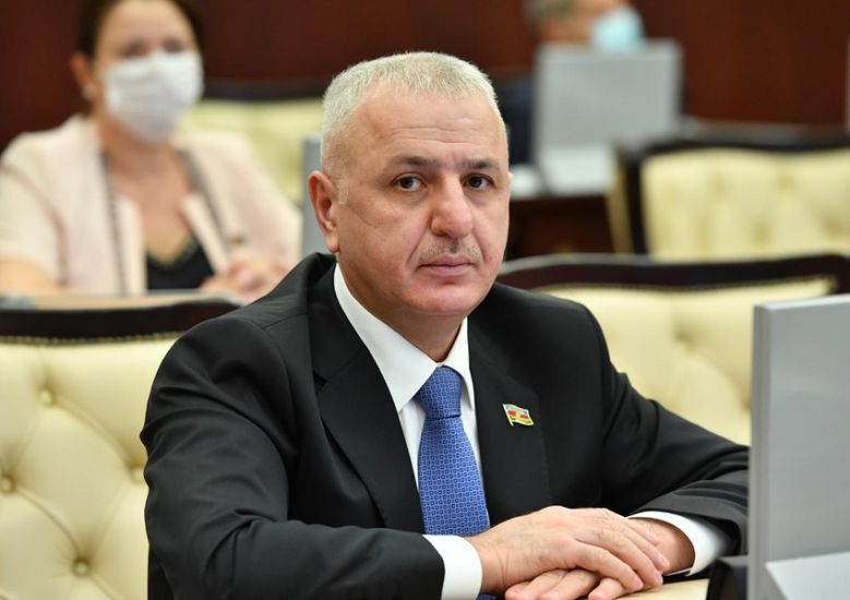 “Ülvi Quliyevin oğlu düşünür ki, atası parlamentdə təmsil olunur, vətəndaşların evini söksə, heç nə deməyəcəklər”