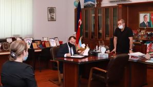 Adil Əliyev seçiciləri dinlədi –       FOTOLAR — foto 3
