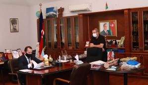 Adil Əliyev seçiciləri dinlədi –       FOTOLAR — foto 7