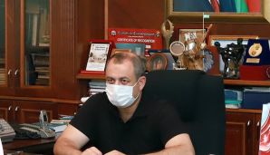 Adil Əliyev seçiciləri dinlədi –       FOTOLAR — foto 10