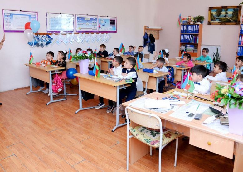 Məktəblərdə kiçik və böyük summativ qiymətləndirmələr birləşdiriləcək -     RƏSMİ
