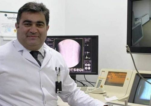 “Əl ilə görüşməmək, öpüşməmək çox vacibdir” –     Həkim məsləhəti