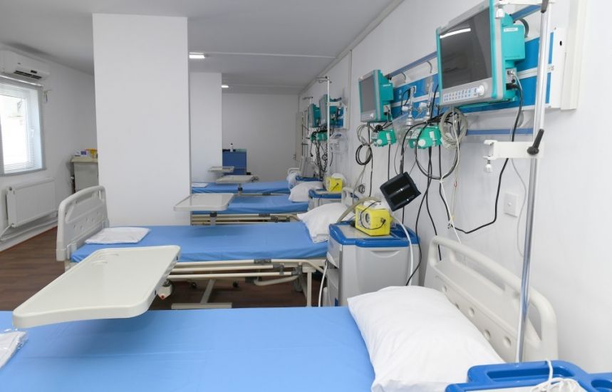 ÜST Azərbaycanda bir neçə xəstəxanada araşdırma apardı