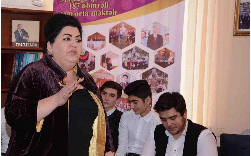 Karantində ad günü keçirən məktəb direktoru istefa verdi