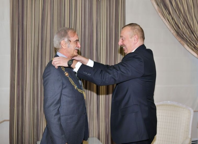 Polad Bülbüloğlu: "Çox sağ olun, cənab Prezident, kövrəldim"