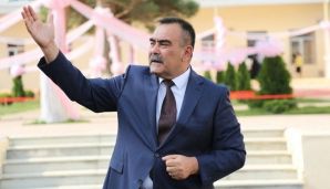 Rektor tələbələri fermerlərin yanına göndərdi:    "İki gündür, istirahət edirsiniz…" — foto 1