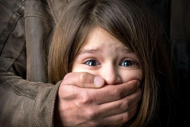 Bağlar massivində olay:     33 yaşlı kişi 9 yaşlı qıza qarşı əxlaqsızlıq etdi... - ŞOK