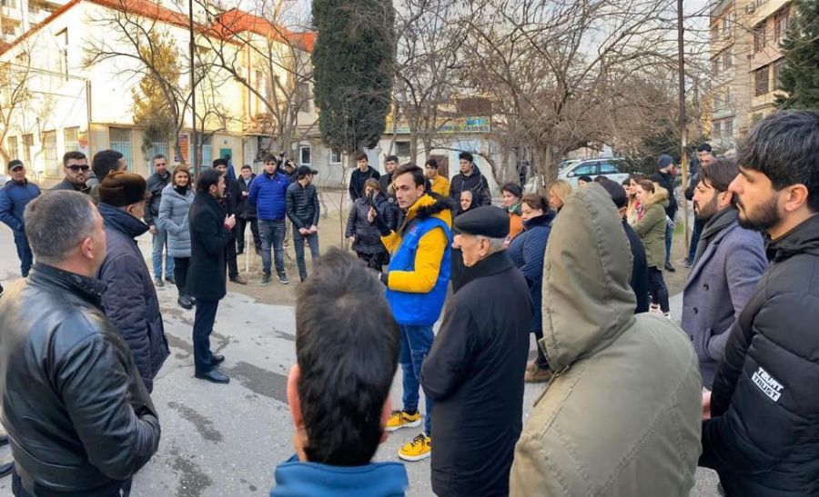 Binəqədi sakinləri Ağasif Şakiroğluna səs verəcəklərini bildiriblər -       FOTOLAR