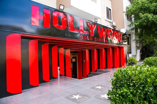 Polis “Hollywood Cinema Club”un sahibini cərimələdi