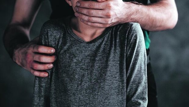 Ağsuda ata 11 yaşlı oğluna təcavüz edəni 250 manata bağışladı -       VİDEO