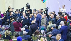 Adil Əliyev: “Həmişə seçicinin yanında olmuşam” -         MÜSAHİBƏ — foto 4