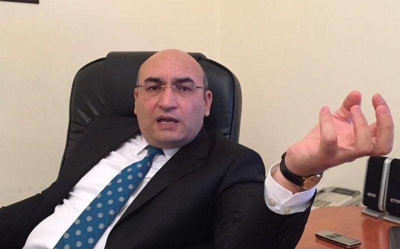 İqbal Ağazadə: “Razi Nurullayevin Xanhüseyn Kazımlını əvəz etməsi nəyi dəyişir ki?"