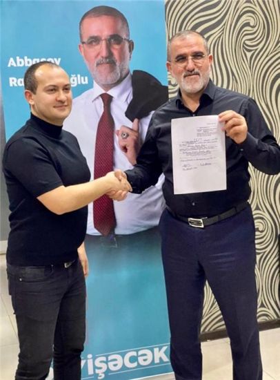 Tanınmış telejurnalist Rauf Arifoğlunun vəkili oldu