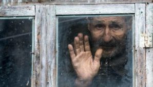 “Robinzon”un son müsahibəsi: “İnsan xatirələrinin yox olduğunu görəndə mənəvi olaraq yıxılır” -   FOTOLAR — foto 1