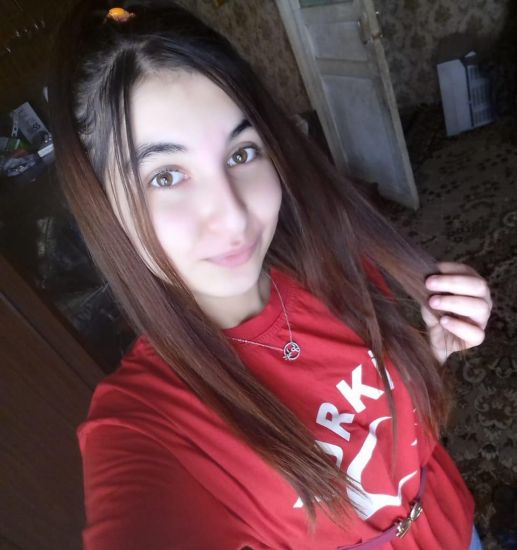 Azərbaycanda 17 yaşlı qız itkin düşdü