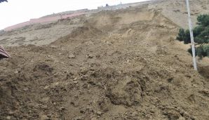 Bakıda yenidən torpaq sürüşməsi baş verdi — foto 2
