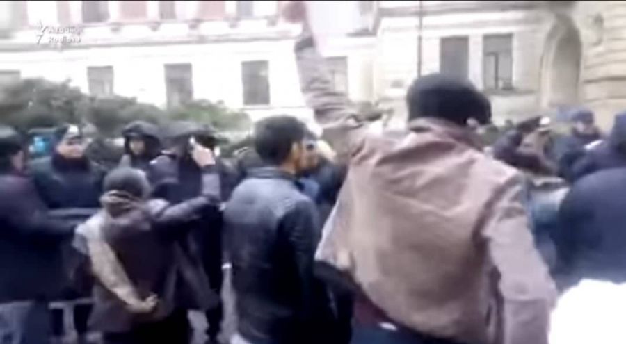 Bakının mərkəzindəki mitinqlə bağlı müraciətə     RƏSMİ CAVAB