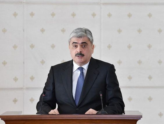 Samir Şərifova rəqəmlərlə cavab