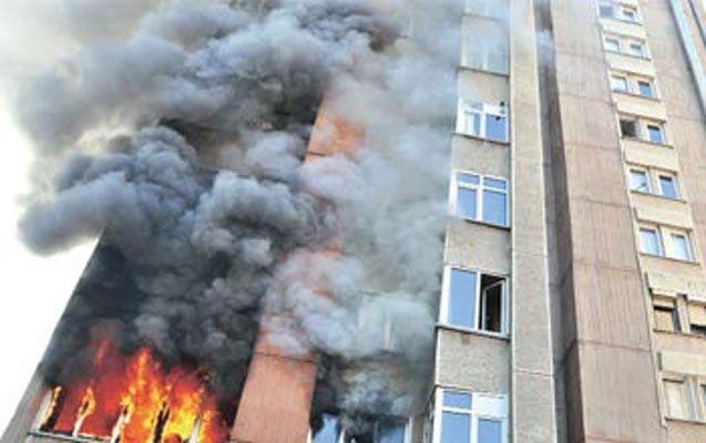 Bakıda yanğın -     10 nəfər təxliyə edildi