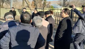 Tahir Kərimli təşviqata şəhidin evini ziyarətlə başladı — foto 6