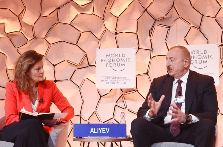 İlham Əliyev “Strateji baxış: Avrasiya” mövzusunda panel iclasında iştirak etdi