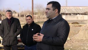 Ayaz Qocamanov Ağsunun kəndlərində izdihamla qarşılandı -       FOTOLAR — foto 9
