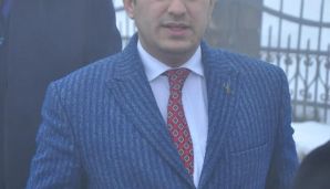 Lerikdən deputatlığa namizəd Fərid Şahbazlı qapı-qapı seçicilərlə görüşür -     FOTOLAR — foto 2