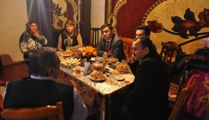 Lerikdən deputatlığa namizəd Fərid Şahbazlı qapı-qapı seçicilərlə görüşür -     FOTOLAR — foto 6
