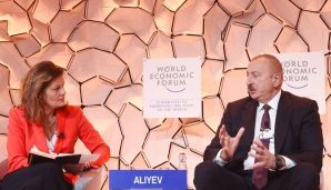 İlham Əliyev “Strateji baxış: Avrasiya” mövzusunda panel iclasında iştirak etdi — foto 1