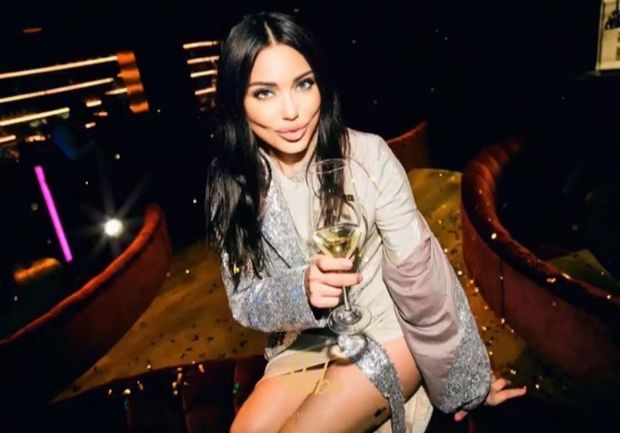 Validə Abbasova estetik əməliyyat etdirib? -     FOTO