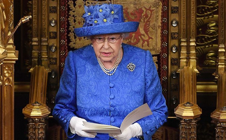 II Yelizaveta “Brexit” sazişini təsdiqlədi