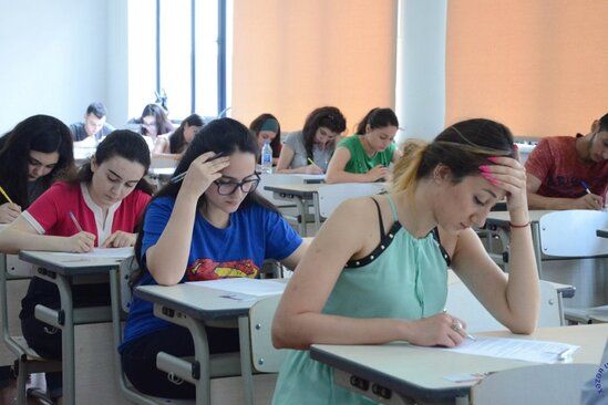 Bu gün 11 illik təhsil səviyyəsi üzrə buraxılış imtahanı keçiriləcək