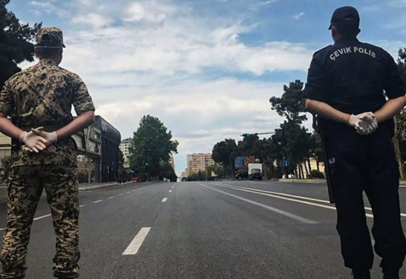 Bakıda karantin postunda polisi maşın vurdu
